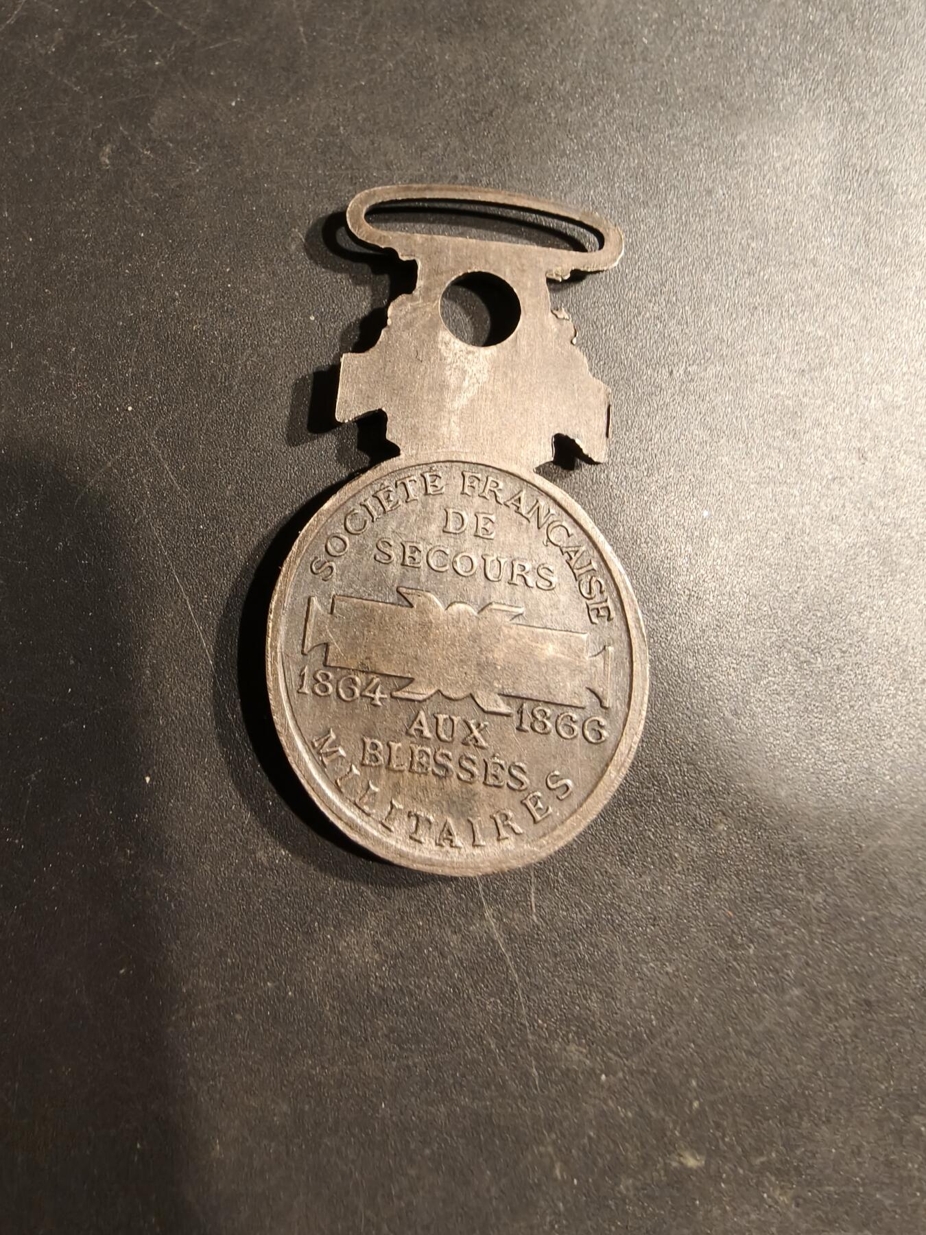老王徽章第185期 法国1866红十字会战场救助奖章    无绶带