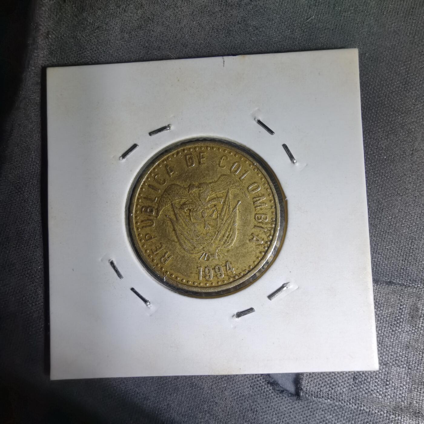 沼泽如烟--第1007场 哥伦比亚1994年100比索