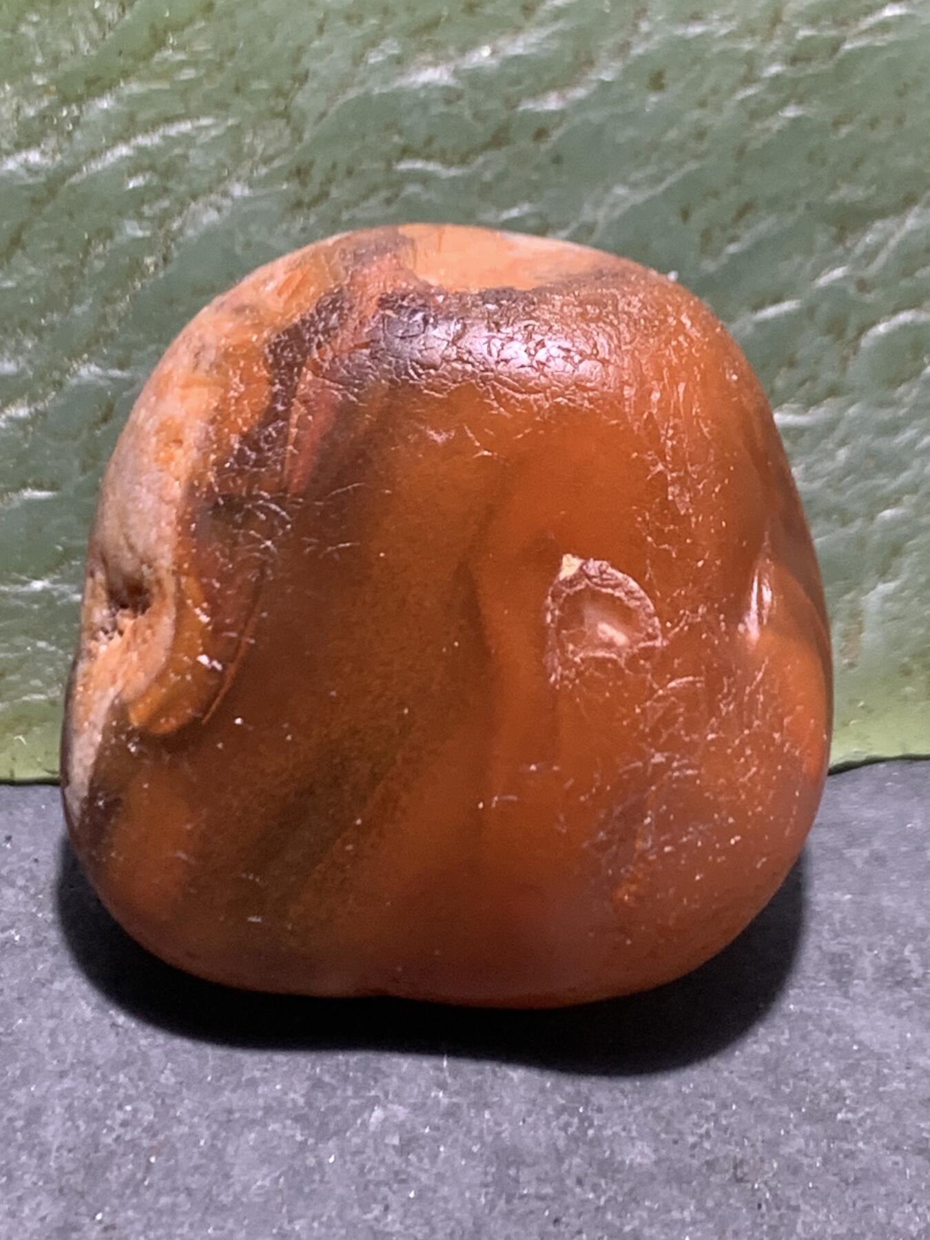 精美荔枝冻柿子红水冲籽川料南红玛瑙原石一颗