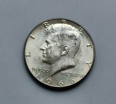 《崇甫堂》一精品外币专场⑧ - 美国1966年肯尼迪50美分银币 KM#202a