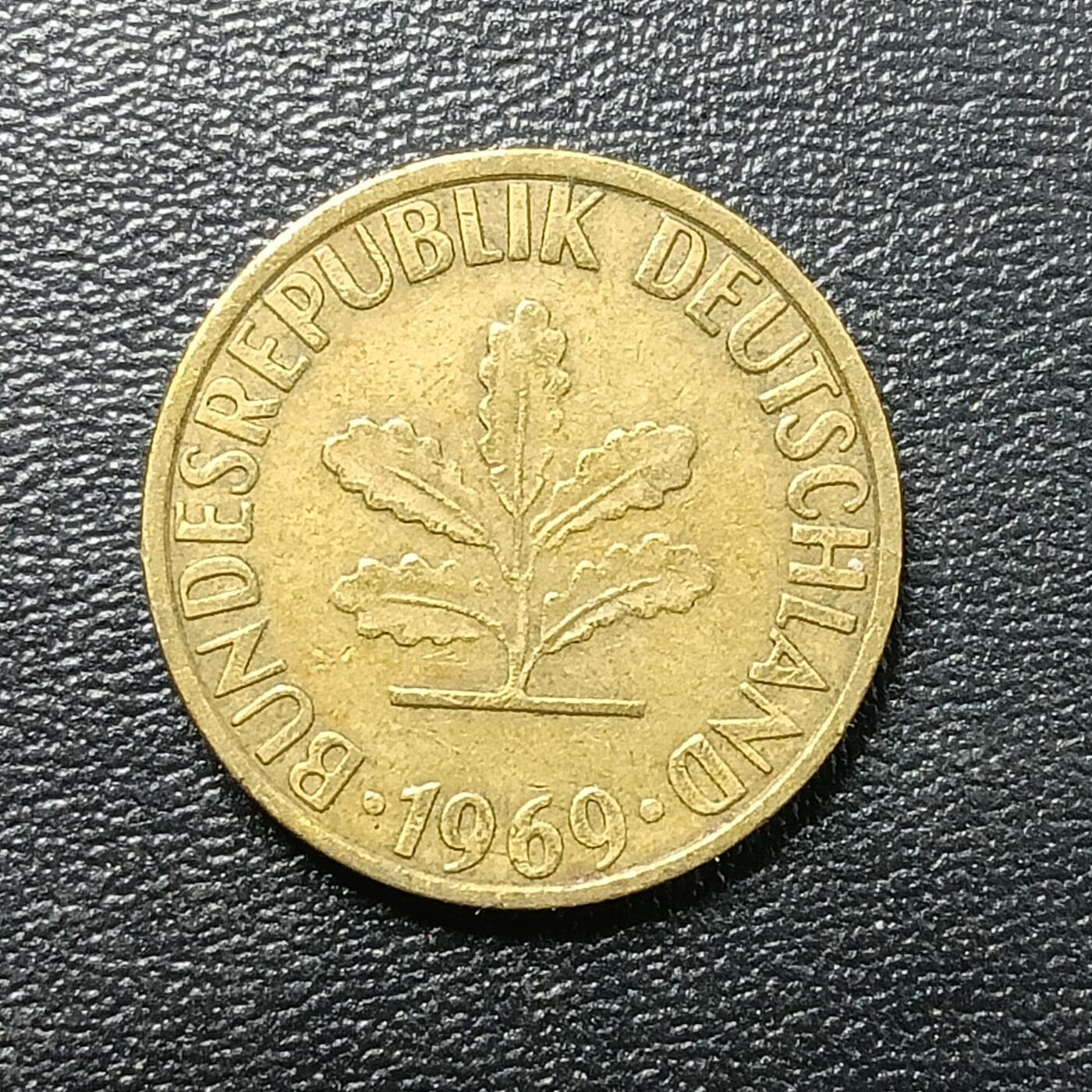 逸泉钱币2026A年十七场历代古钱世界纸钞纪念币钱币专场A2575-3175  29-68 2706 联邦德国5芬尼