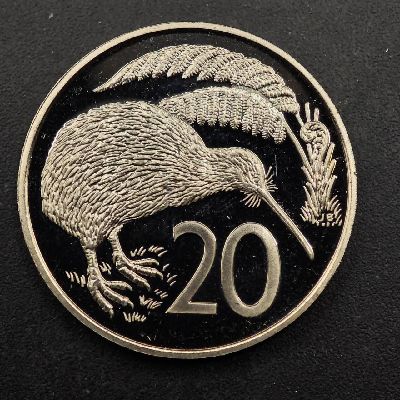 【淘币小摊】实时拍第八百七十二拍   散币银币场    每周一统一发货 新西兰1982年20分精制镍币