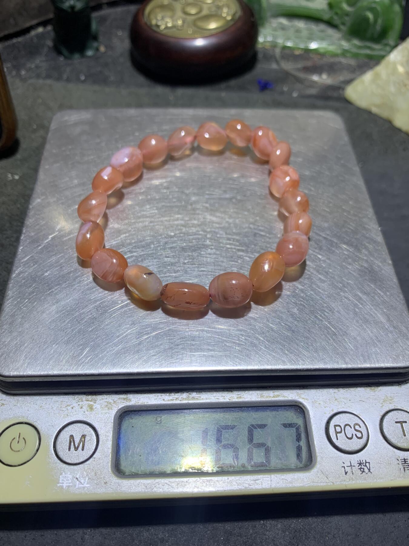 川料樱桃红南红玛瑙随形糖豆单圈手串一条，