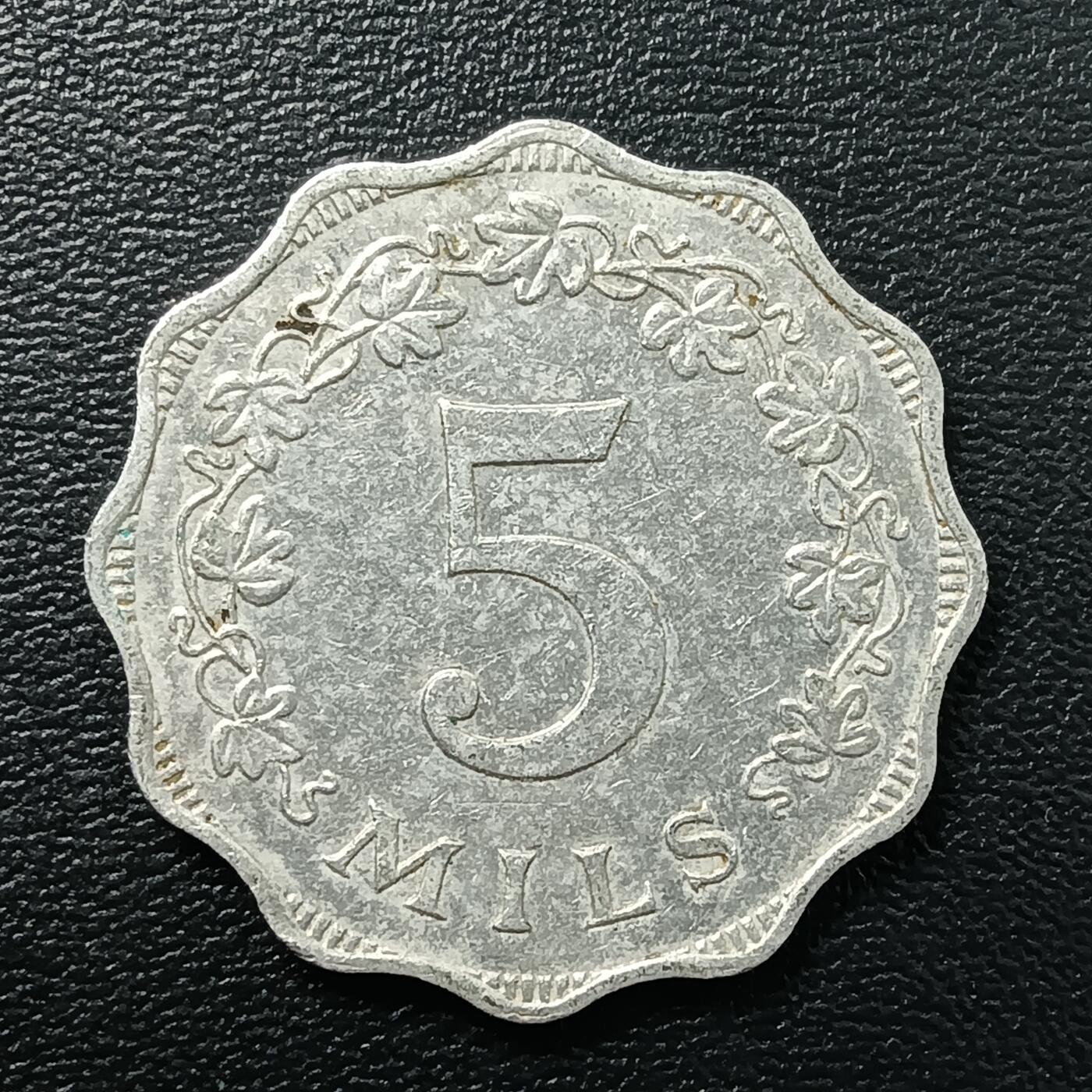 逸泉钱币2026A年十七场历代古钱世界纸钞纪念币钱币专场A2575-3175  29-68 2836 马耳他5分