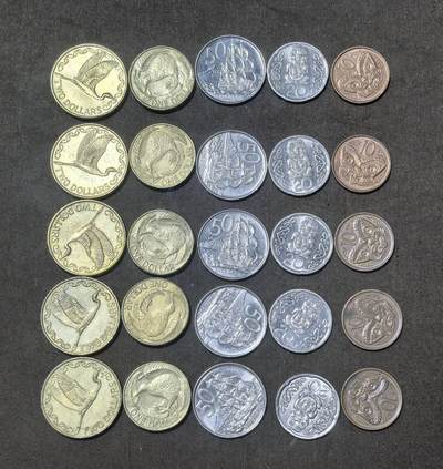 北京马甸外国币专卖第148期，外国币，中国早期纪念币专场，陆续上拍，欢迎关注 - 新西兰女皇花冠版5套，流通品相