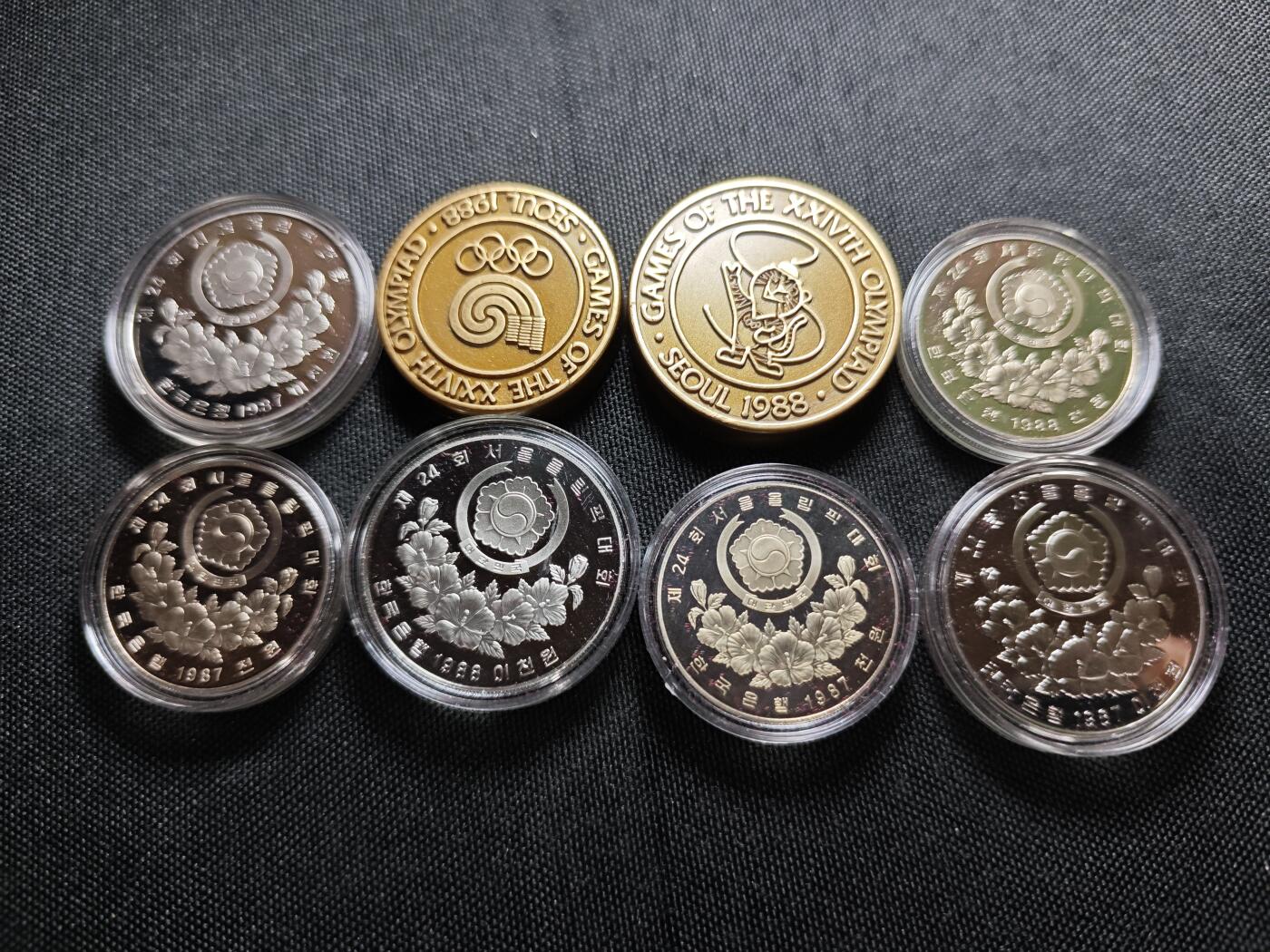 KK钱币收藏小铺   套币 批量/好品散币专场 2月预留时间 周末发货  韩国精制套币 含6枚精制纪念币 盒证齐全