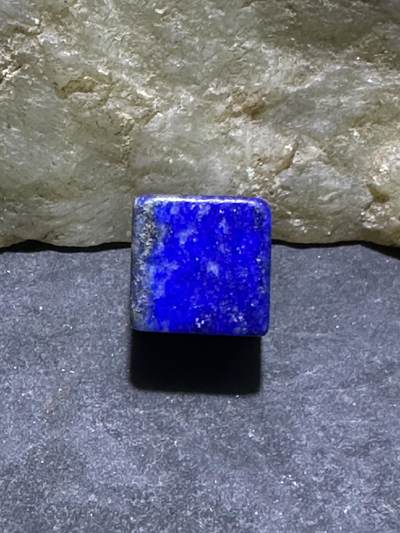 精美阿富汗老矿青金石六面方形珠一颗 精美阿富汗老矿青金石六面方形珠一颗