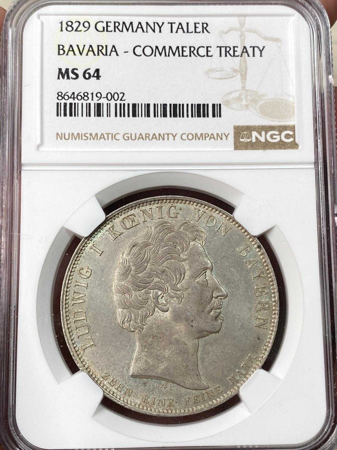 万国钱币拍卖第062期