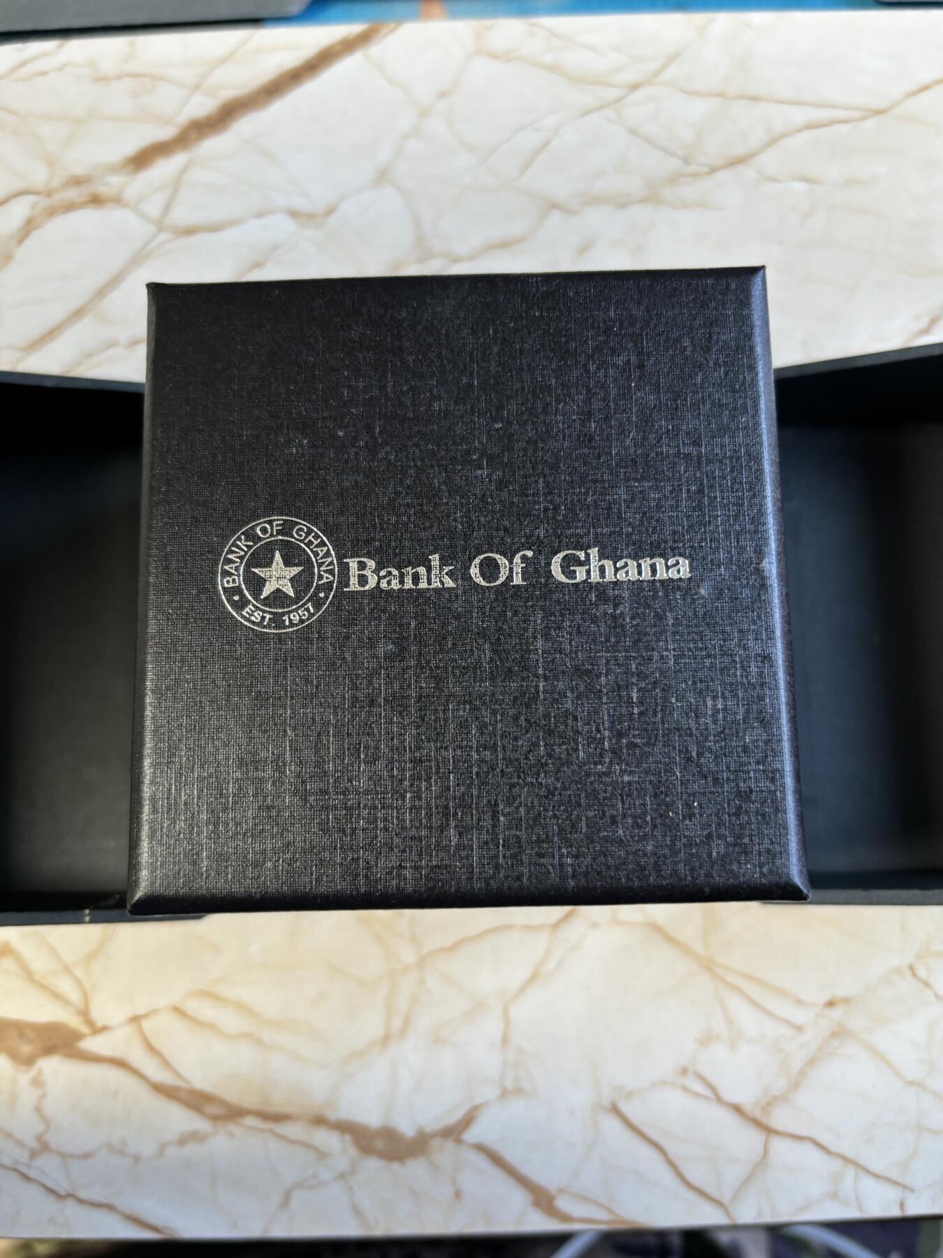 第191期拍卖 加纳2019年世界名将系列1关羽高浮雕2盎司镀金纪念银币带盒不带证书，999银，发行500枚，盒子有破损，