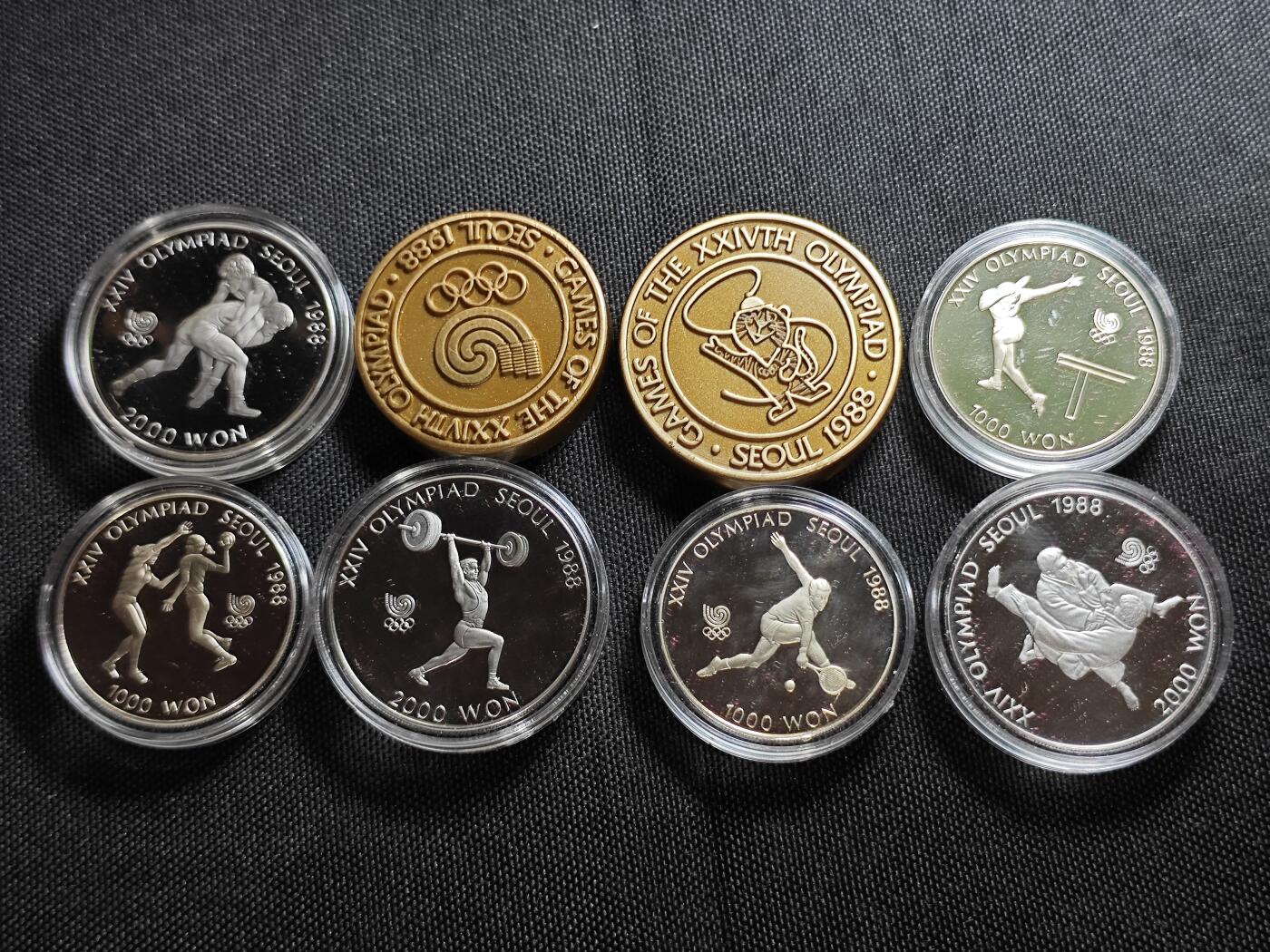 KK钱币收藏小铺   套币 批量/好品散币专场 2月预留时间 周末发货  韩国精制套币 含6枚精制纪念币 盒证齐全