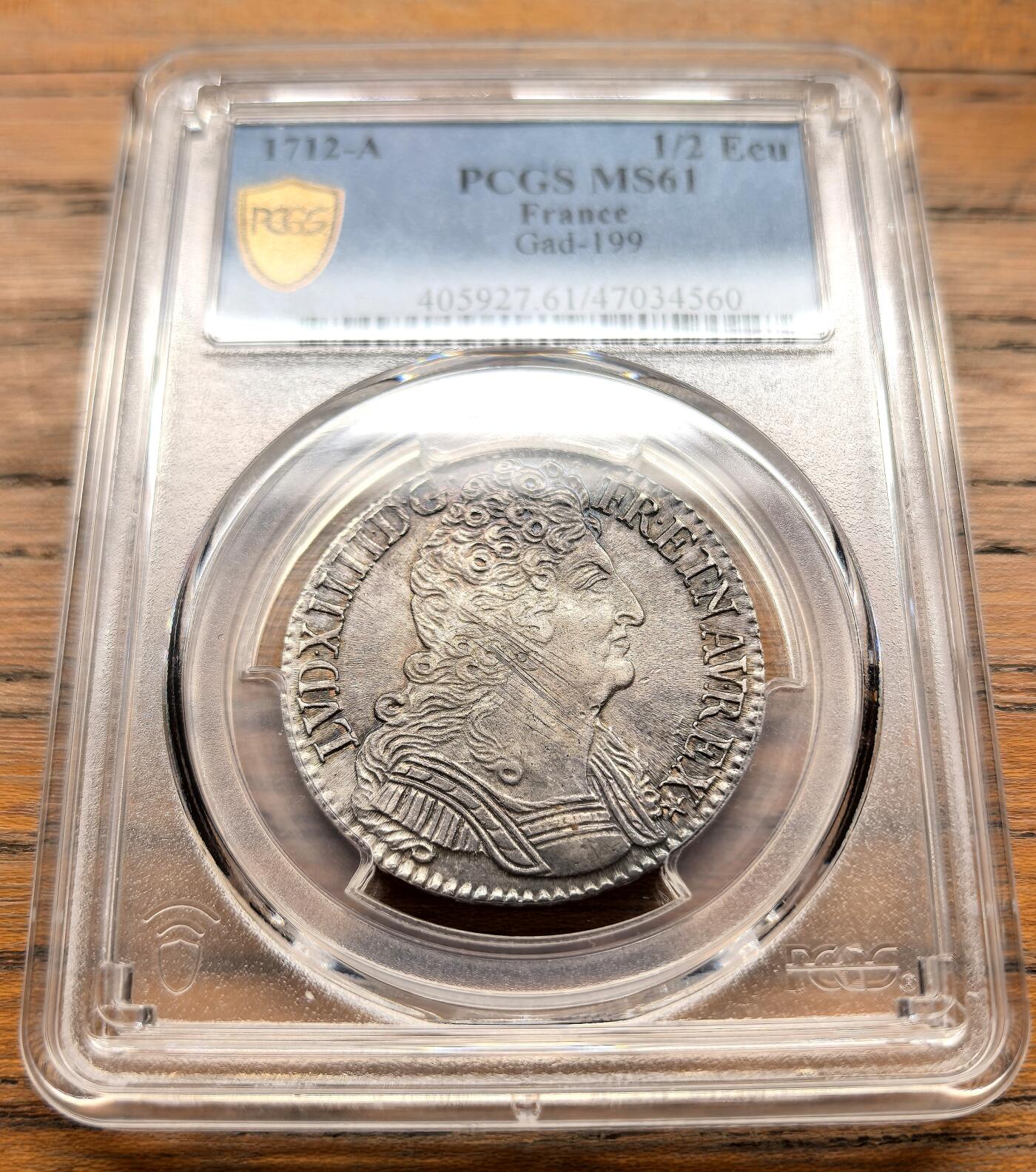 此心安处是吾乡·凡希社世界钱币微拍第三百二十期 1712A法国太阳王路易十四1/2埃居银币PCGS-MS61，欧陆灰彩，质感一流，半埃居好品相当稀少。（视频参考）
