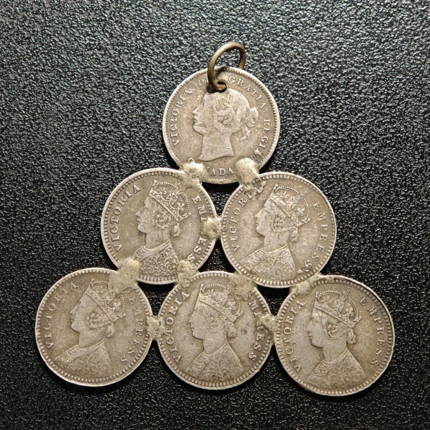 【德藏】世界币章拍卖第166期（拍品征集中~欢迎藏友联系） 英属印度卢比银币制作挂件 直径约：46.3mm；重约：8.5g