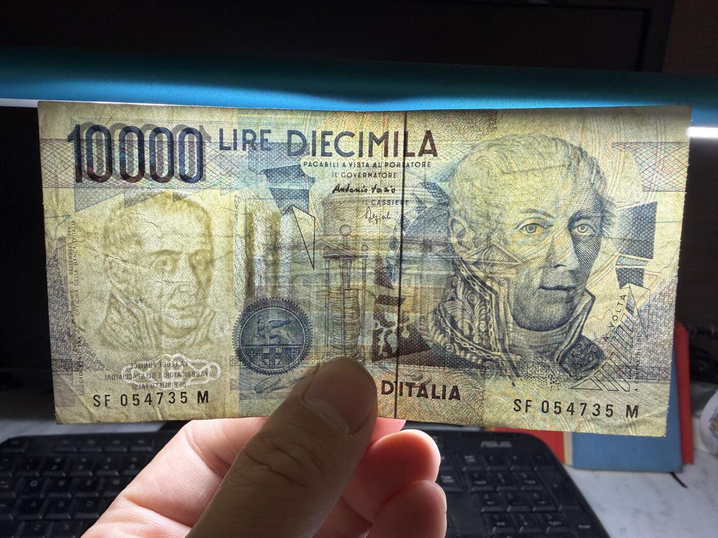 2026年集古藏今外币拍卖第二期-第10场—（总第310拍-纸币专场），本期拍完结算一次，发货时间2-3天，休息几天后继续新的一期拍卖。 1984年意大利10000里拉