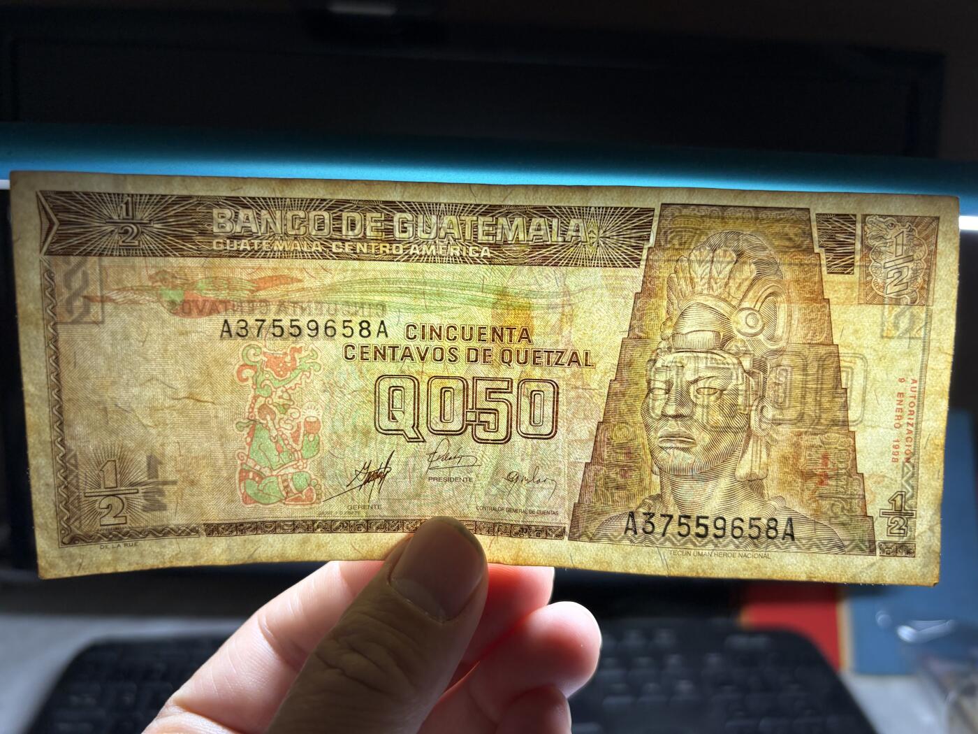 2026年集古藏今外币拍卖第二期-第10场—（总第310拍-纸币专场），本期拍完结算一次，发货时间2-3天，休息几天后继续新的一期拍卖。 1998年危地马拉50分