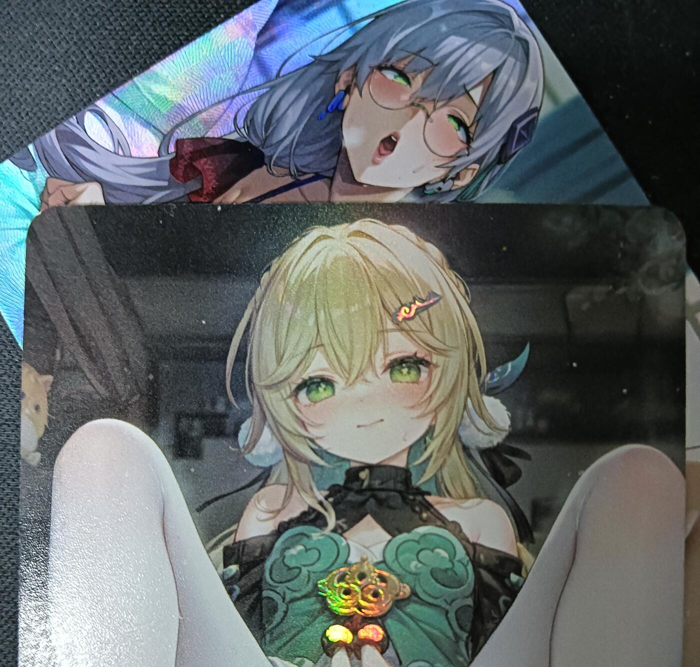 花开卡拍第61期（3月7号周六截拍，品控勿拍!!!拍品不寄存，运费5元（新疆需补运费差价或顺丰到付），自制卡难免瑕疵，可能存在轻微撞角爆边等出厂瑕疵，品控介意勿拍！） 绘天阁等卡牌 美少女单卡 2张 彩闪