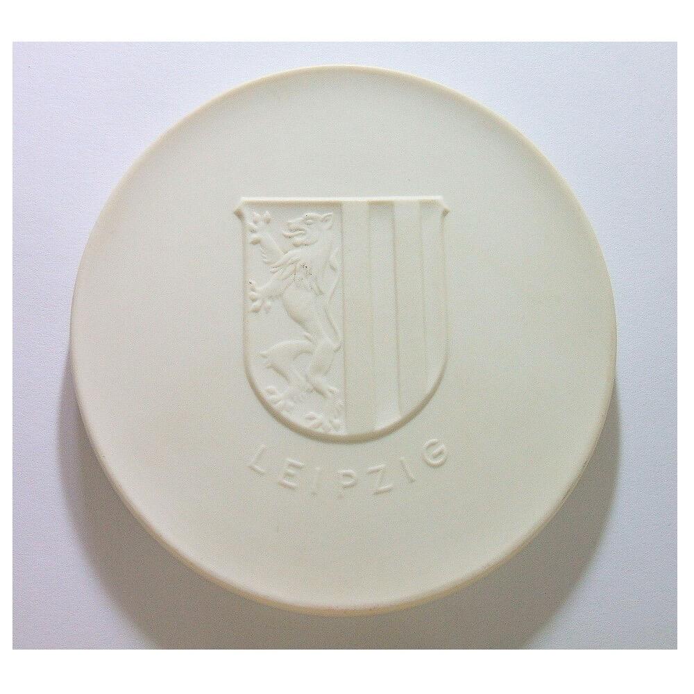 【艺术】德国艺术大章 莱比锡建功碑 高浮雕精制白色巨型大陶章 100MM厚9MM 129克