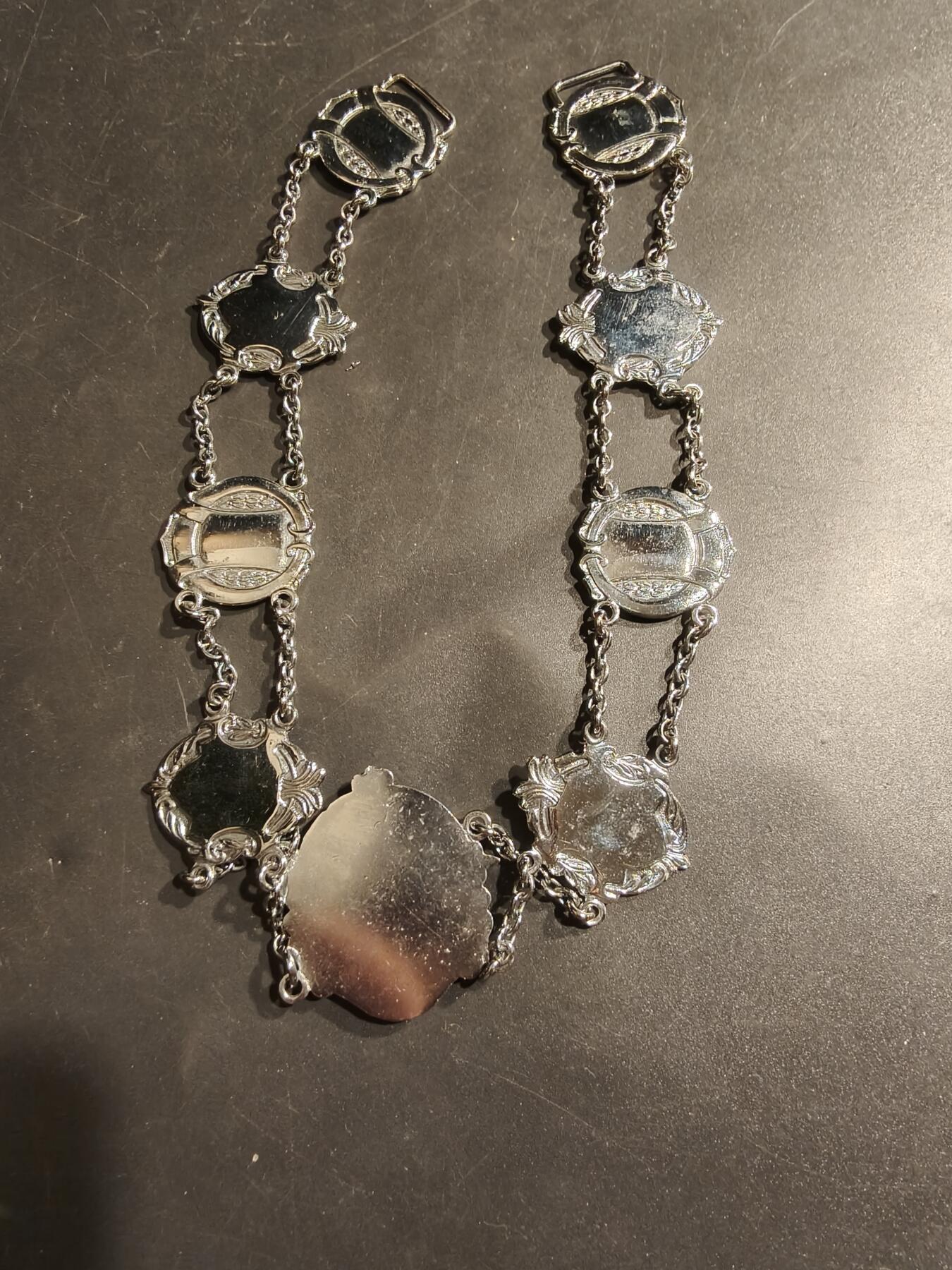 老王徽章第185期 法国手链