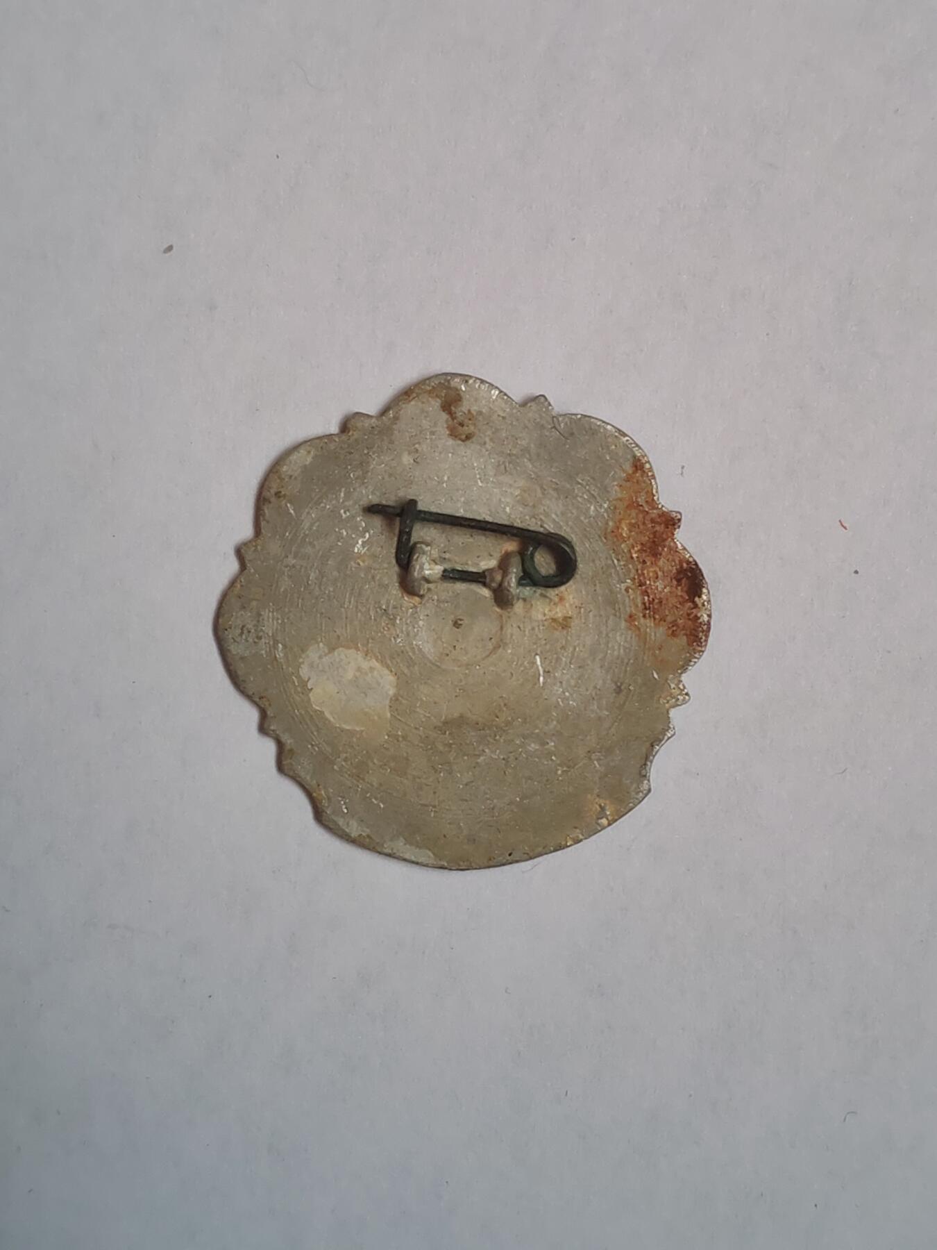 韵星假日军品类拍卖第43期 -- Rimey Holidays Militaria Auction 43 越南社会主义共和国好人好事奖章