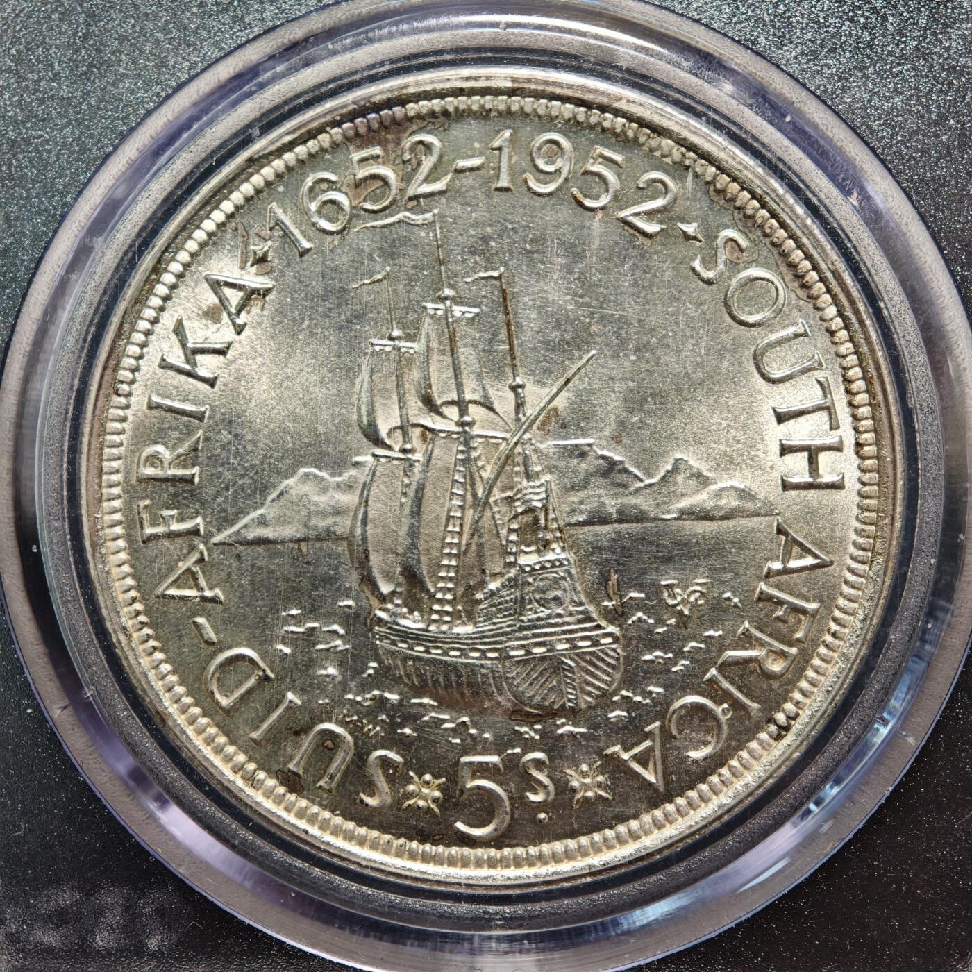 【德藏】世界币章拍卖第166期（拍品征集中~欢迎藏友联系） 2枚一组 1952年 南非5先令银币 公博 MS65 及 1958年 日本单凤100円银币 公博 MS66