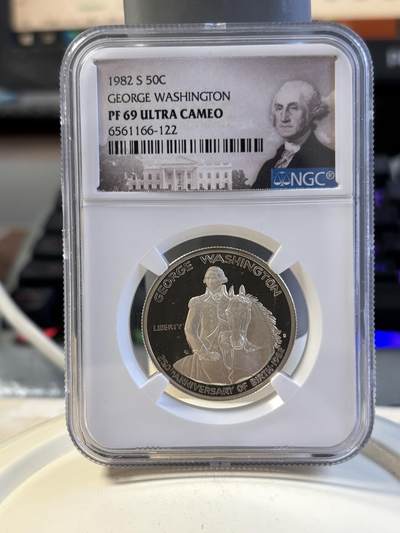 第191期拍卖 - 获奖美国1982年华盛顿诞辰精制银币NGC-PF69特殊标，900银，12.5克，