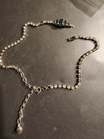 老王徽章第185期 - 法国嵌宝链子