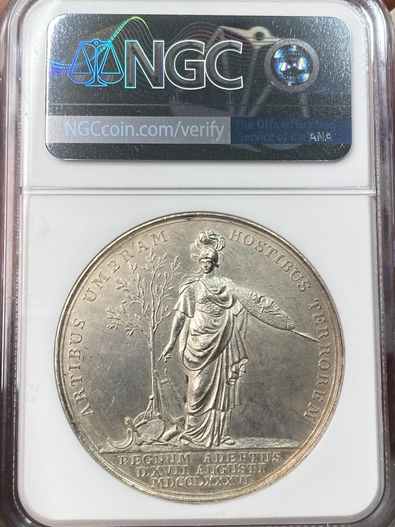 万国钱币拍卖第062期 NGC UNCD 1786年德国普鲁士威廉二世加冕纪念大银章 高浮雕喷砂感高点状态极美LOOS名家设计 42MM 27G