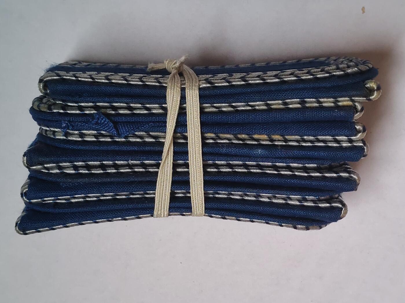 韵星假日军品类拍卖第43期 -- Rimey Holidays Militaria Auction 43 民主德国运输尉官肩章一组，未开封原装状态