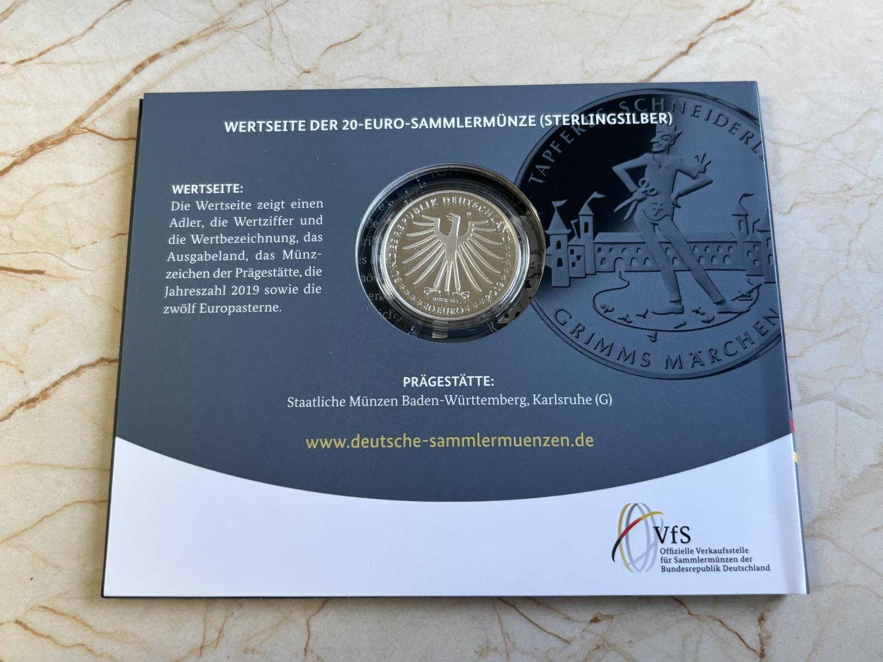 第191期拍卖 德国2019年20欧元精制银币 勇敢的小裁缝（格林童话） 18克925银 卡装