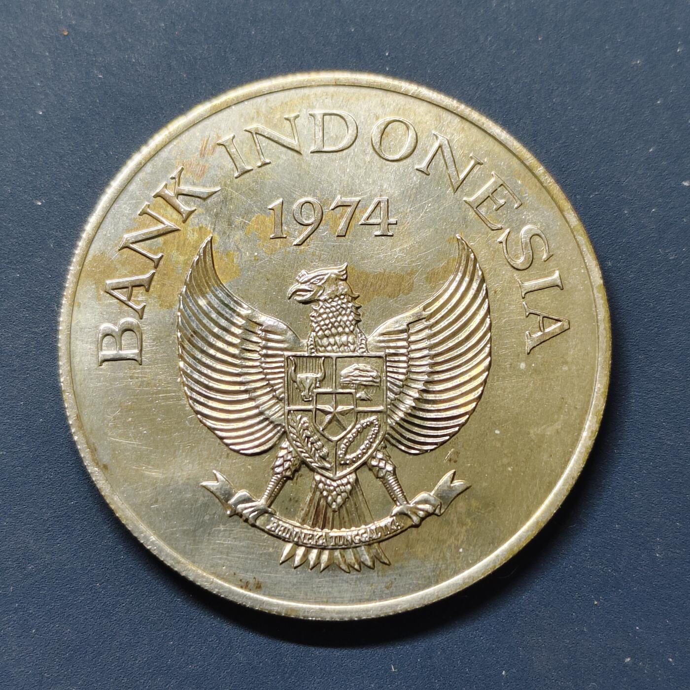 【全场包邮】纯粹捡漏拍509场 印度尼西亚1974年5000卢比WWF组织十五周年红猩猩纪念银币【42毫米32克50%】