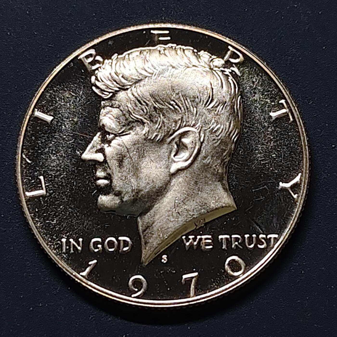 【全场包邮】纯粹捡漏拍508场 美国1970年肯尼迪半元S版精制银币【30.6毫米11.5克40%】