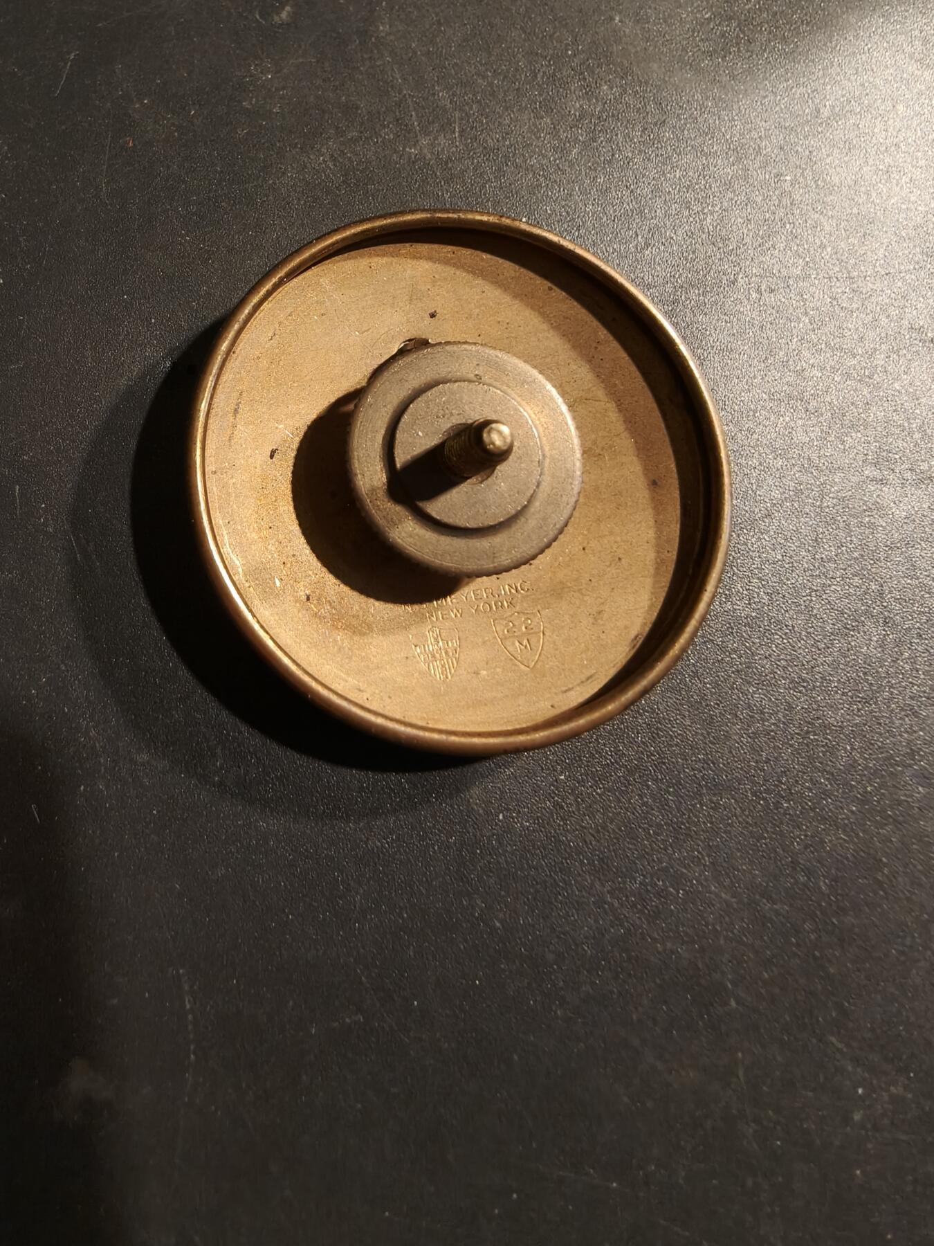 老王徽章第185期 美国陆军大檐帽帽徽    梅耶厂