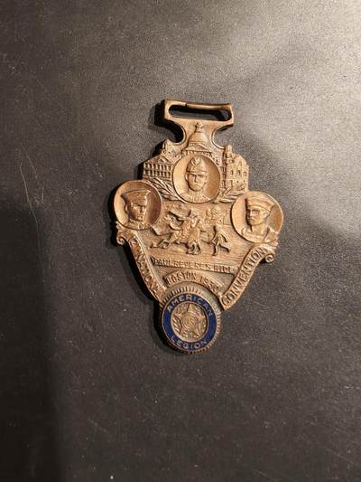 老王徽章第185期 - 美国二战老兵协会纪念章