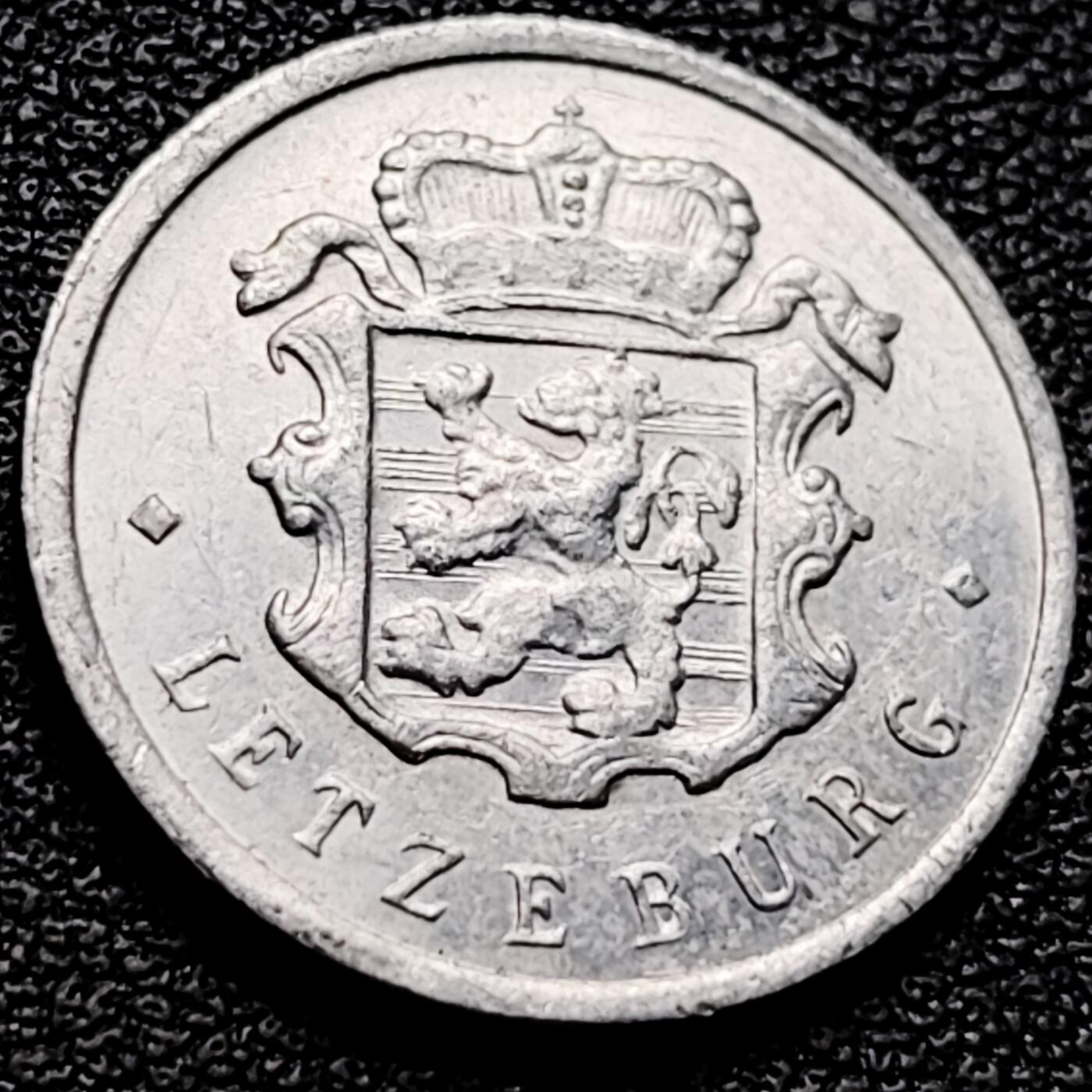 泉币菌-第202场-本场拍品多 请提前出价（正月十五统一发货） 。