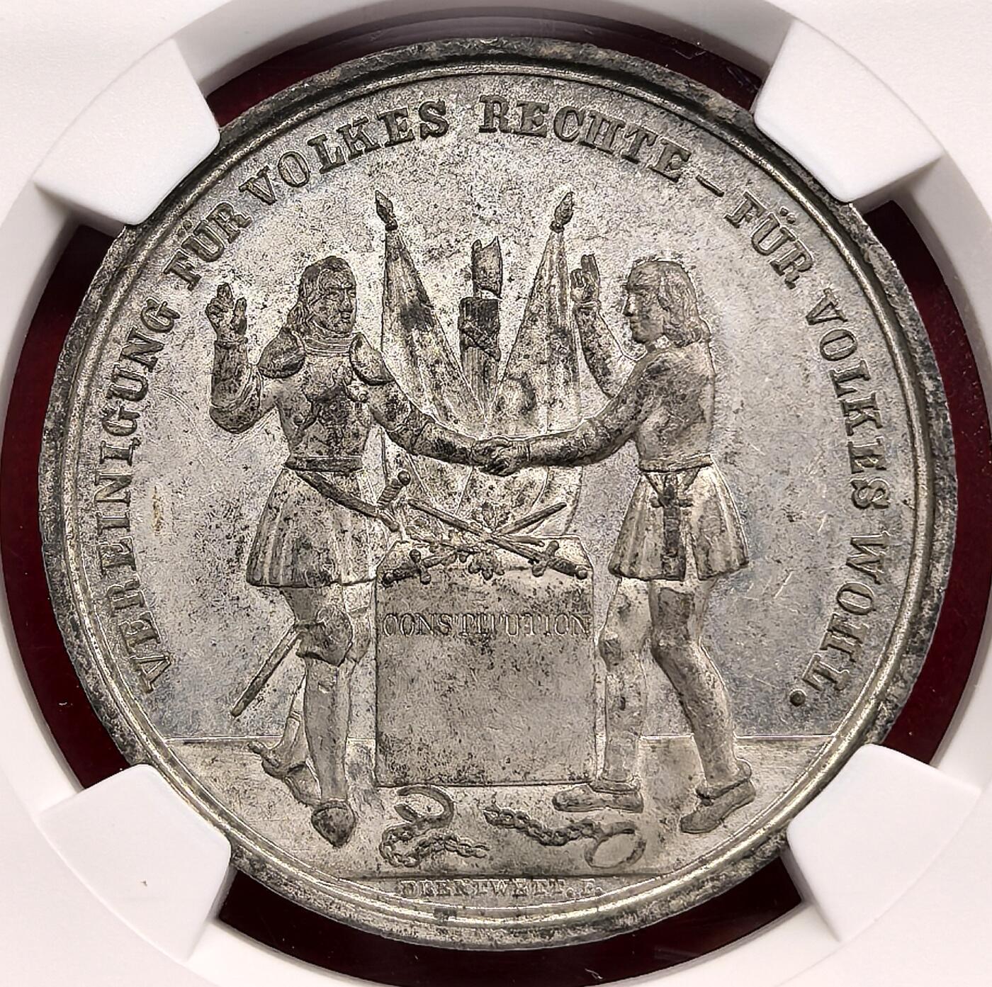 此心安处是吾乡·凡希社世界钱币微拍第三百二十期 1848德国法兰克福国民议会纪念锡章NGC-MS62，象征德意志的双头鹰居于两颗橡树之间，记录德国统一的重大历史题材。