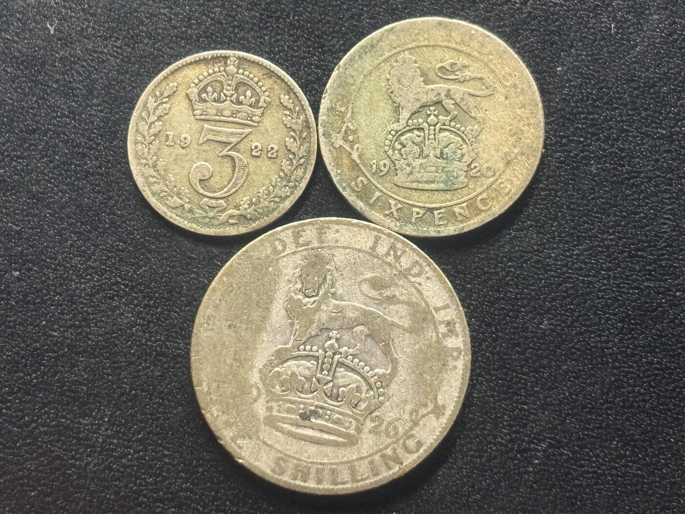 邮泉阁限时拍卖第四十二场（硬币在国外。请付邮费6元。） 英国乔治五世国王银币3枚