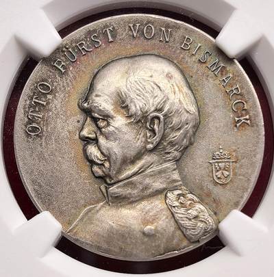 此心安处是吾乡·凡希社世界钱币微拍第三百二十期 - 1898德国俾斯麦逝世纪念银章NGC-MS64，俾斯麦像与橡树，橡树在德国传统文化中代表力量与坚韧。
