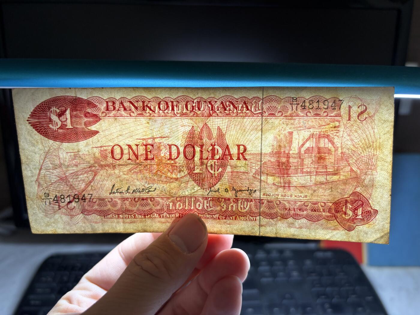 2026年集古藏今外币拍卖第二期-第10场—（总第310拍-纸币专场），本期拍完结算一次，发货时间2-3天，休息几天后继续新的一期拍卖。 圭亚那一元