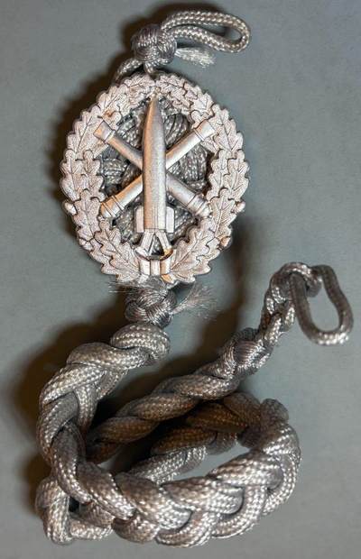 盛世勋华——号角文化勋章邮票专场拍卖第307期 - 东德人民军导弹兵射击饰续