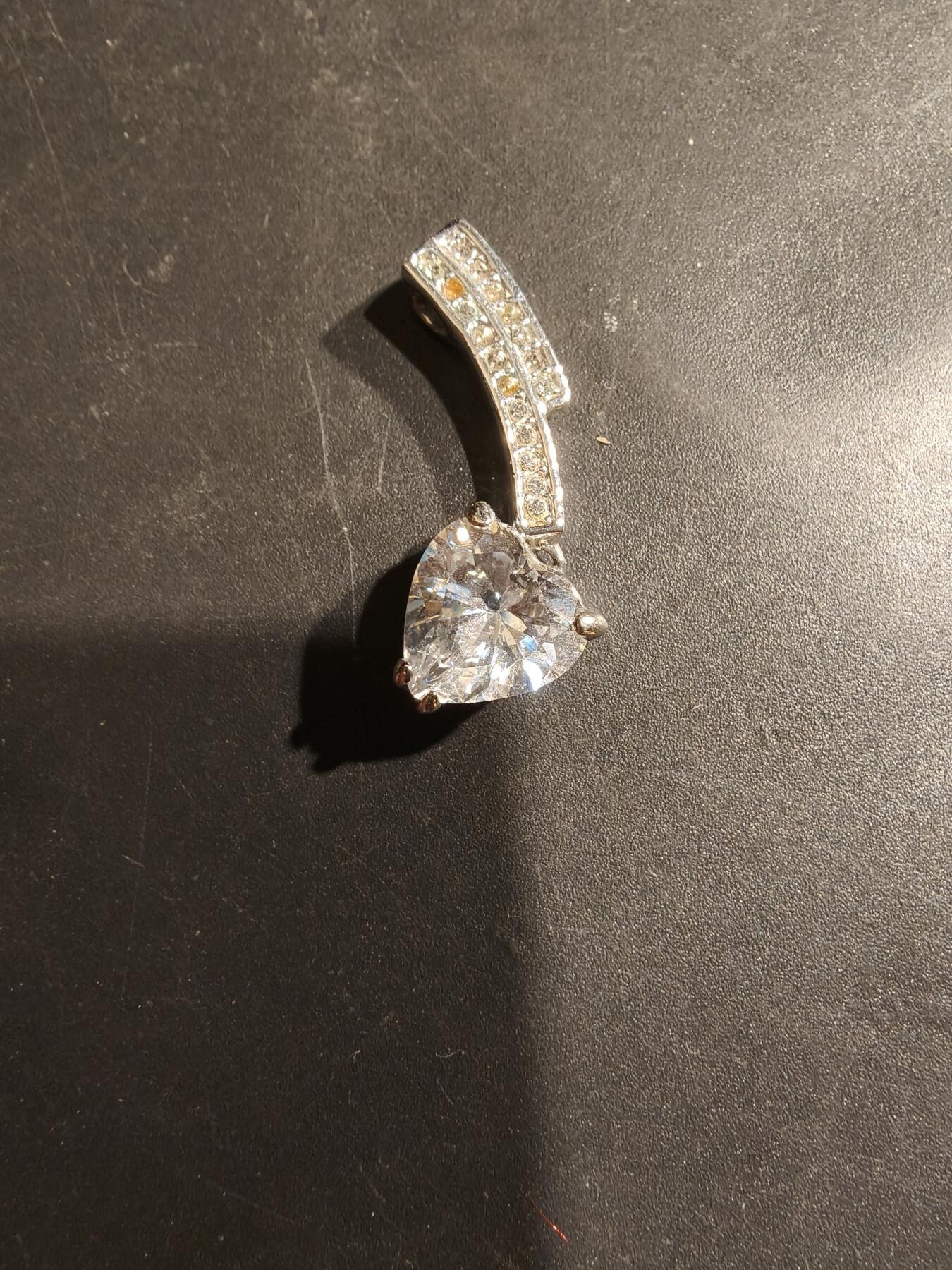 老王徽章第185期 法国嵌宝吊坠