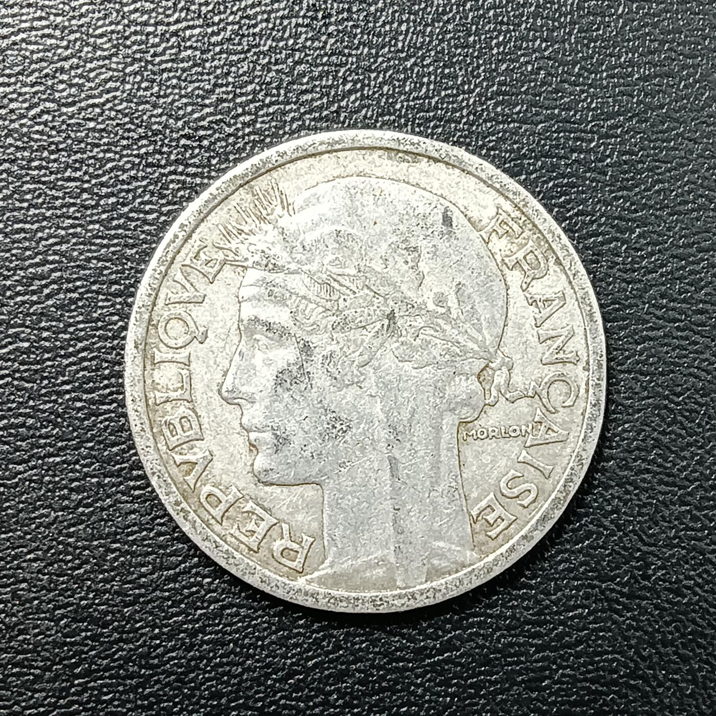 逸泉钱币2026A年十七场历代古钱世界纸钞纪念币钱币专场A2575-3175  29-68 2678 法国1法郎