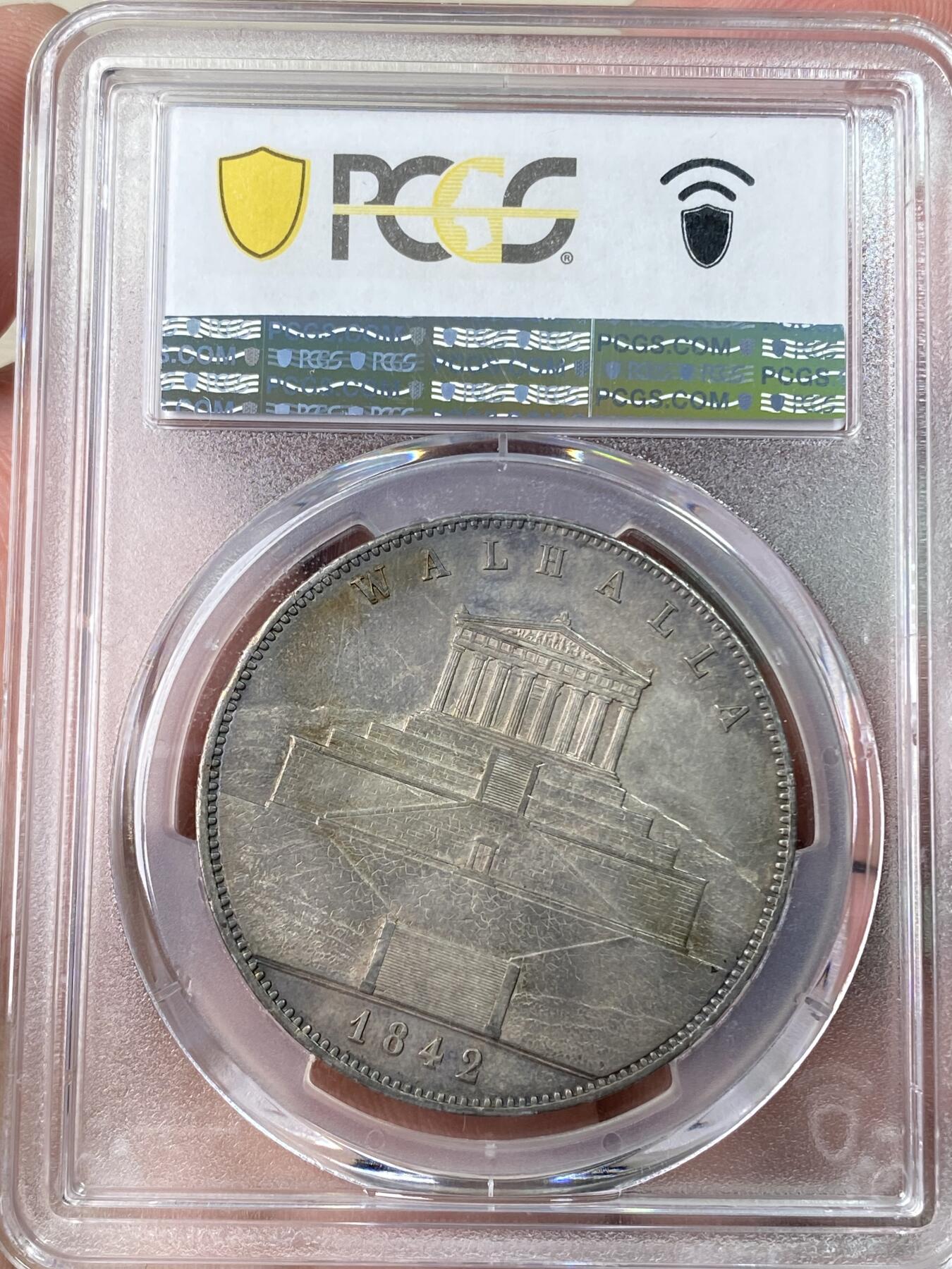 万国钱币拍卖第062期 PCGS AU55 1842年德国巴伐利亚路德维希一世瓦尔哈拉圣殿落成历史2泰勒 历史泰勒名品之一 德国最伟大的死亡圣殿·英灵殿·瓦尔哈拉 全德国最伟大人物的归宿之殿堂 原味德式五彩极美 好品越来越难的历史2t系列