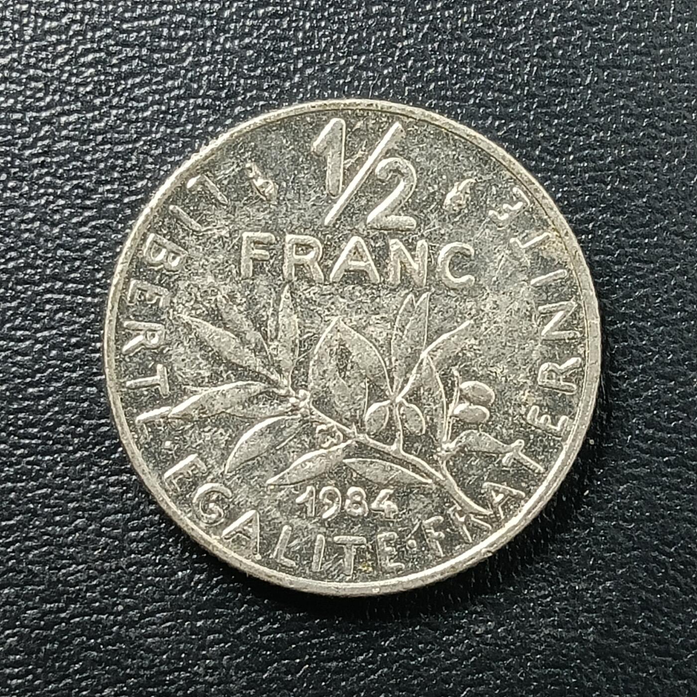 逸泉钱币2026A年十七场历代古钱世界纸钞纪念币钱币专场A2575-3175  29-68 2767 法国1/2法郎