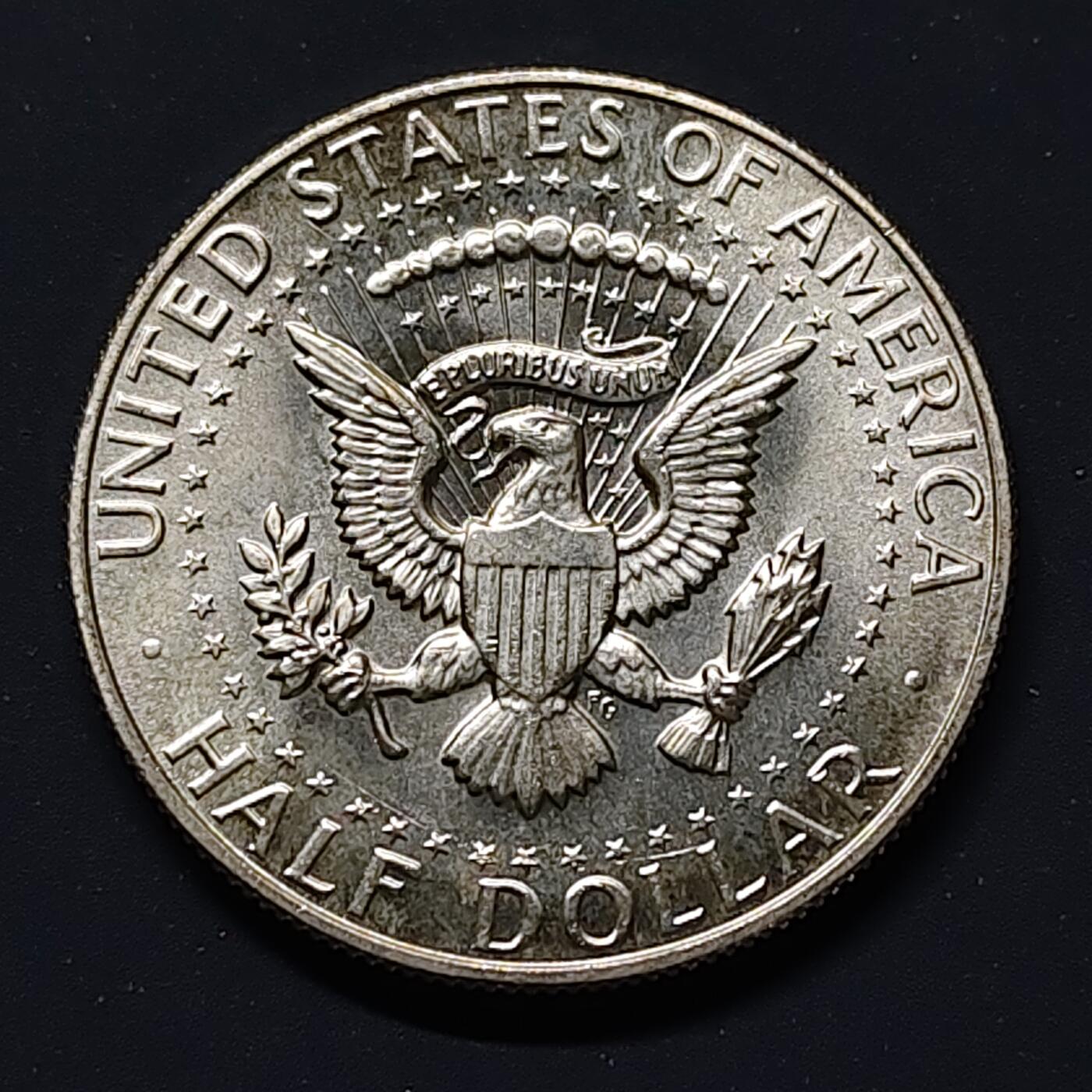 【全场包邮】纯粹捡漏拍508场 美国1968年肯尼迪半元银币【30.6毫米11.5克40%】