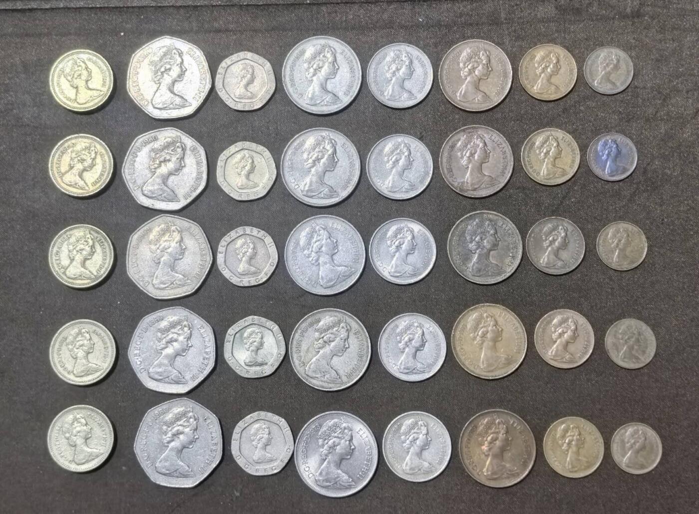 北京马甸外国币专卖第148期，外国币，中国早期纪念币专场，陆续上拍，欢迎关注 英国早期女皇低冠版全套5套，流通品相