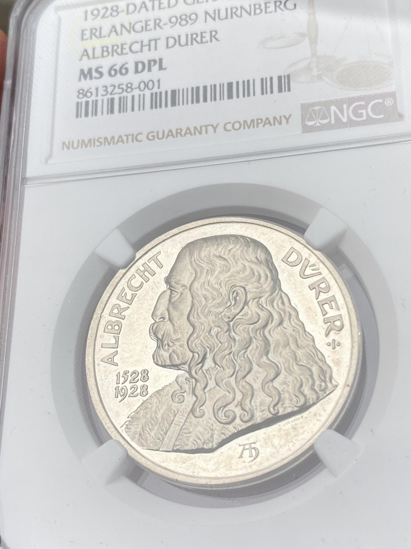 万国钱币拍卖第062期 NGC MS66DPL 1928年德国版画画仙丢勒逝世400周年纪念银章 满喷砂深度精铸镜面 此品种难得一见的顶级收藏状态