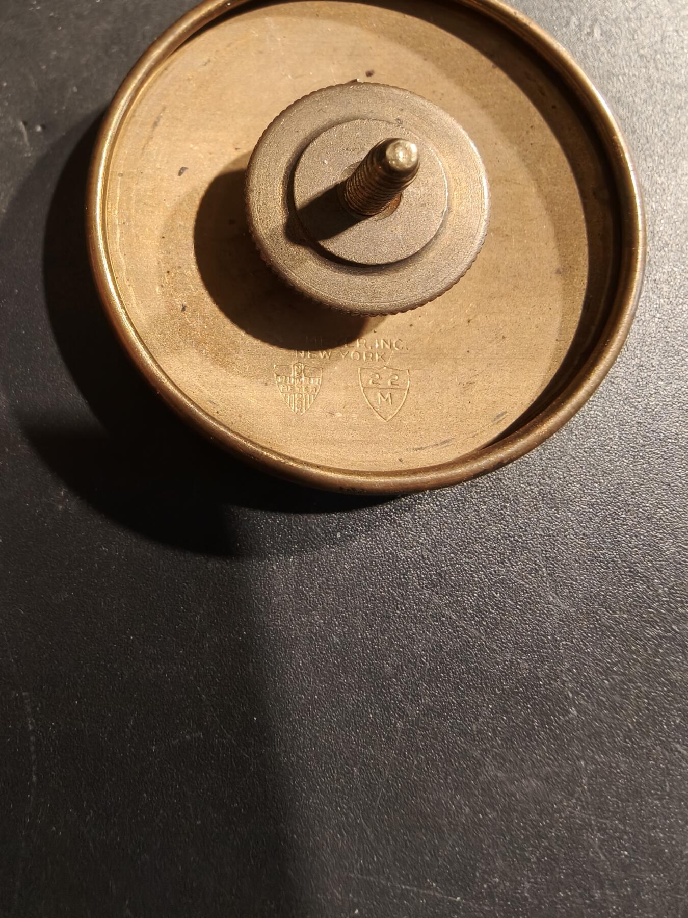 老王徽章第185期 美国陆军大檐帽帽徽    梅耶厂