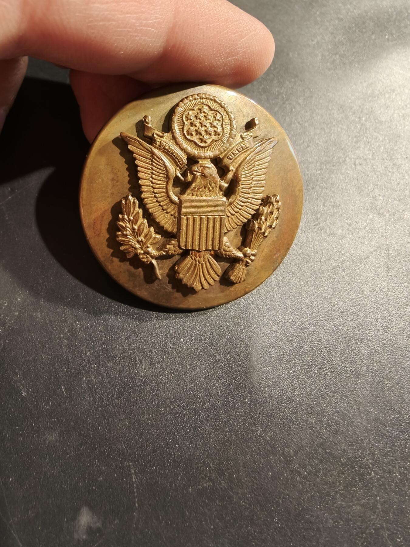 老王徽章第185期 美国陆军大檐帽帽徽    梅耶厂