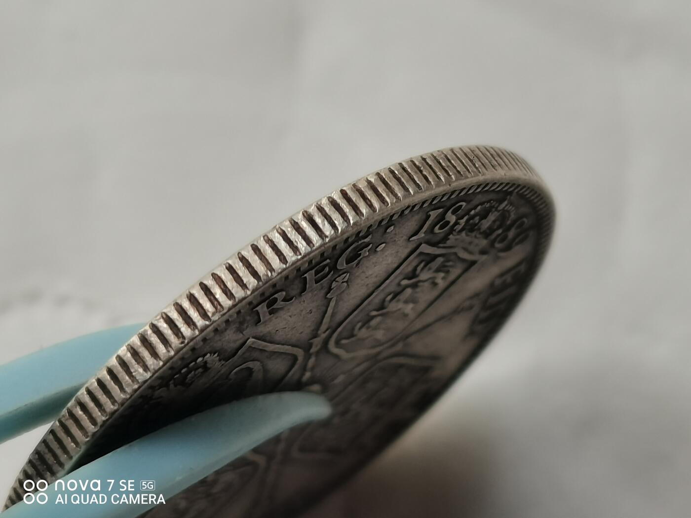 外国钱币 1889年英国2先令银币（11.3克）