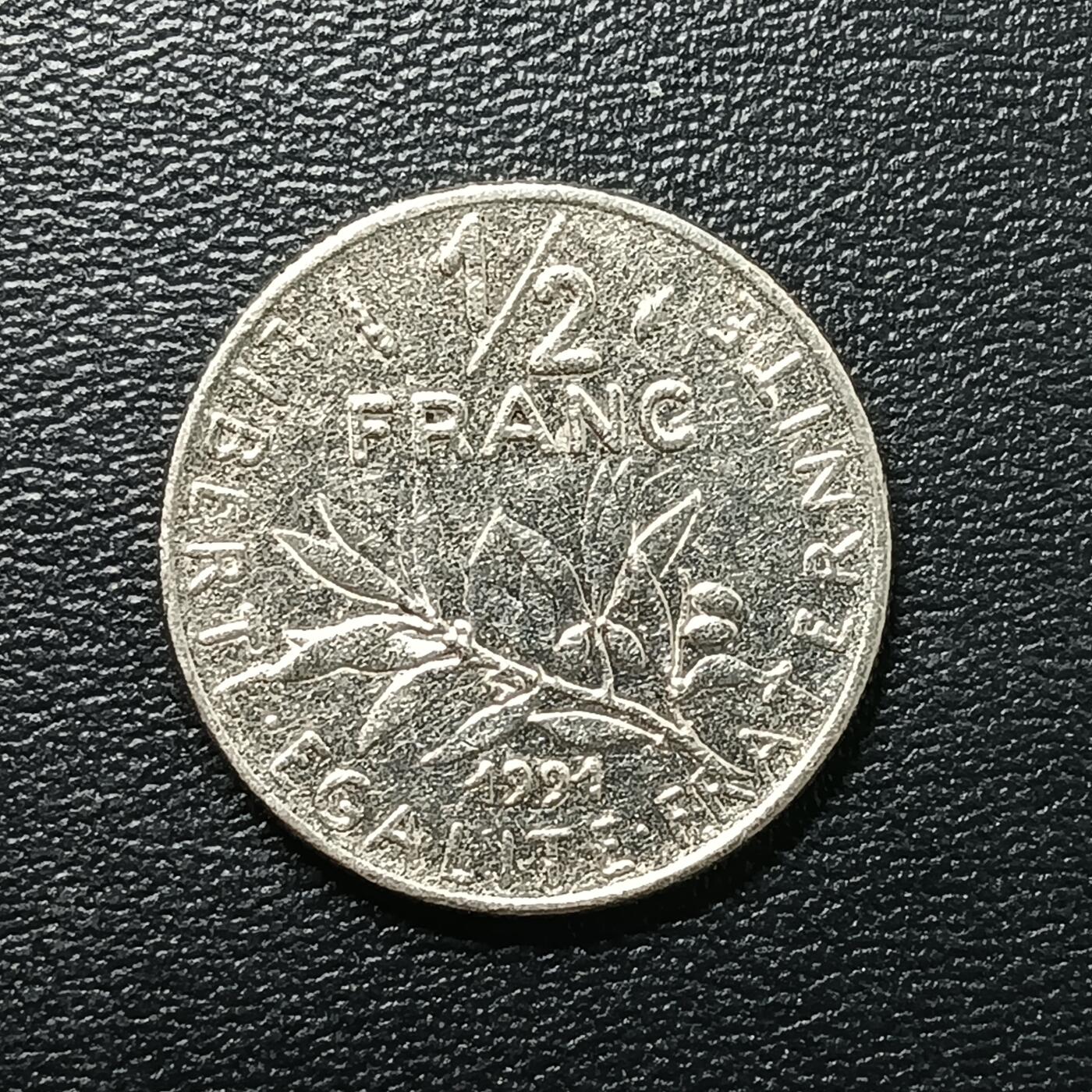 逸泉钱币2026A年十七场历代古钱世界纸钞纪念币钱币专场A2575-3175  29-68 2711 法国1/2法郎