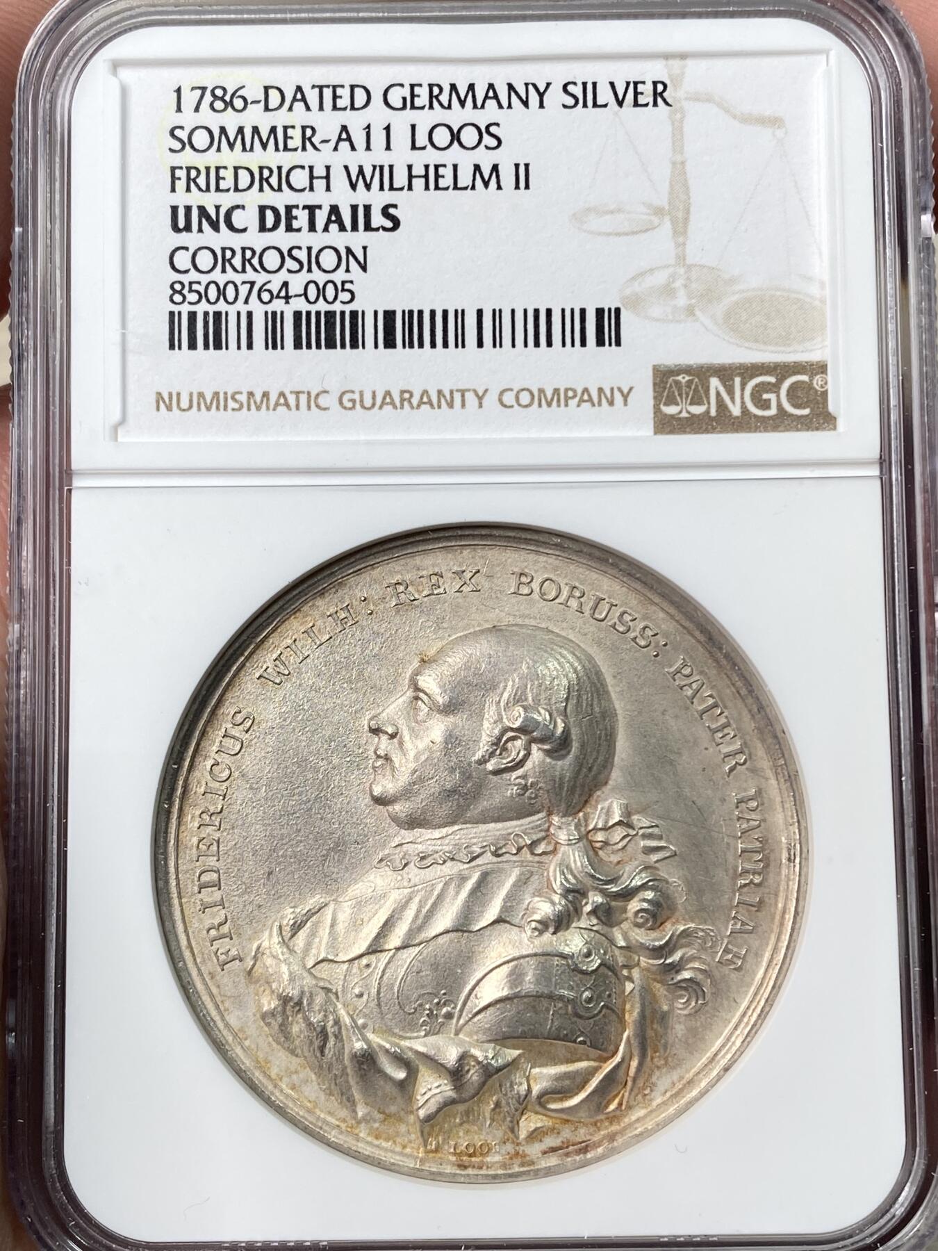 万国钱币拍卖第062期 NGC UNCD 1786年德国普鲁士威廉二世加冕纪念大银章 高浮雕喷砂感高点状态极美LOOS名家设计 42MM 27G